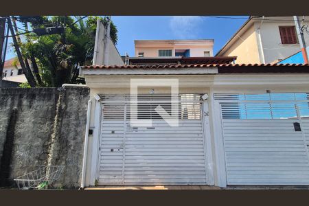 Fachada de casa à venda com 3 quartos, 140m² em Parque das Nações, Santo André