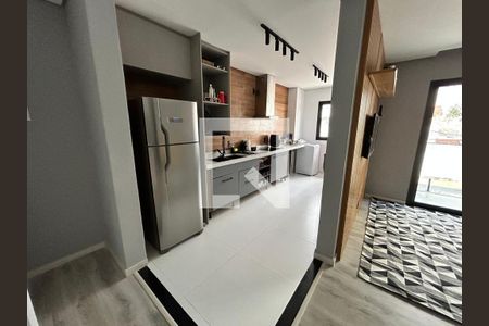 Cozinha de apartamento para alugar com 2 quartos, 52m² em Jardim Ipaussurama, Campinas