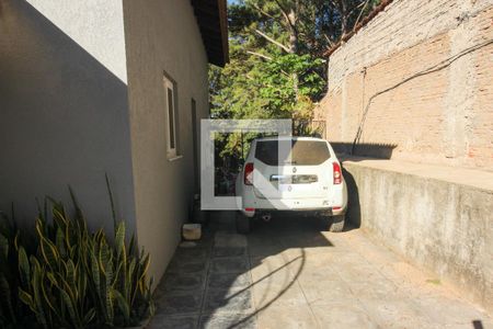 Garagem de casa à venda com 4 quartos, 400m² em Hípica, Porto Alegre