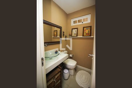 Lavabo de casa à venda com 4 quartos, 400m² em Hípica, Porto Alegre