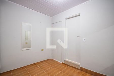Suíte de casa para alugar com 1 quarto, 80m² em Bussocaba, Osasco