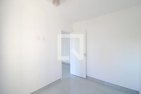 Quarto 1 de apartamento para alugar com 2 quartos, 45m² em Vila Isa, São Paulo