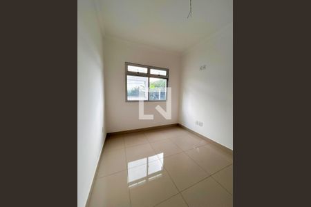 Quarto 1 de apartamento à venda com 3 quartos, 130m² em Jardim Industrial, Contagem