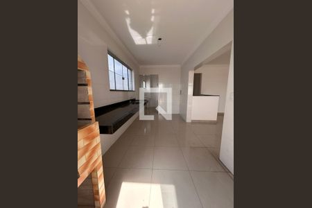Cozinha de apartamento à venda com 3 quartos, 130m² em Jardim Industrial, Contagem
