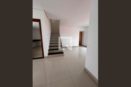 Sala de apartamento à venda com 3 quartos, 130m² em Jardim Industrial, Contagem