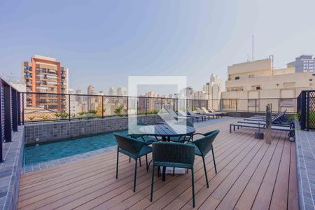 Studio para alugar com 37m², 1 quarto e sem vagaPiscina