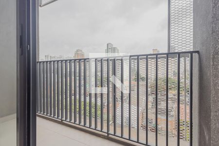 Varanda de kitnet/studio para alugar com 1 quarto, 37m² em Pinheiros, São Paulo