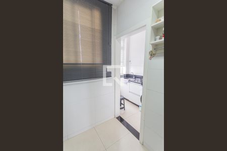 Cozinha de apartamento à venda com 3 quartos, 80m² em Esplanada, Belo Horizonte