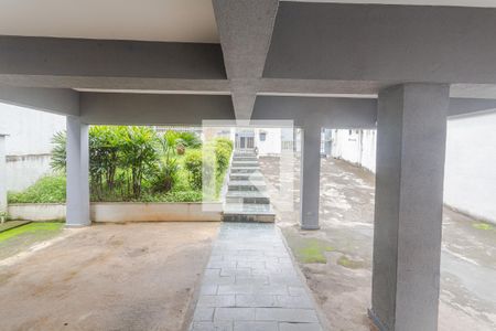 Entrada de apartamento à venda com 3 quartos, 80m² em Esplanada, Belo Horizonte
