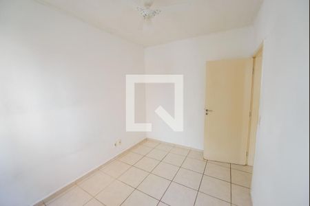 Quarto 2 de apartamento para alugar com 2 quartos, 49m² em Campos Elíseos, Taubaté