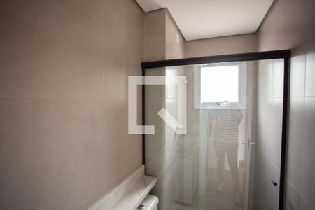 Banheiro de kitnet/studio para alugar com 1 quarto, 24m² em Santana, São Paulo