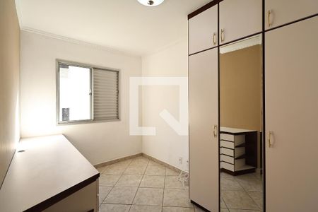 Quarto 1 de apartamento para alugar com 2 quartos, 50m² em Cidade São Jorge, Santo André