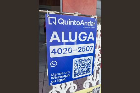 Plaquinha de casa para alugar com 3 quartos, 68m² em Conjunto Residencial Trinta E Um de Marco, São José dos Campos