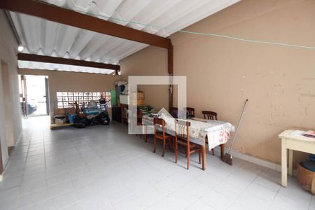 Garagem de casa à venda com 10 quartos, 581m² em Santana, São Paulo