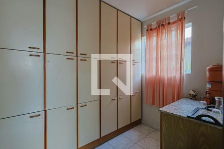 Quarto de Serviço 2 de casa à venda com 4 quartos, 380m² em Alípio de Melo, Belo Horizonte