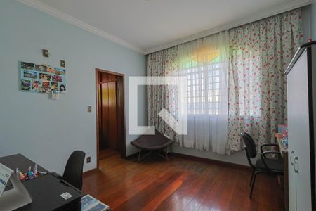 Suíte 2 de casa à venda com 4 quartos, 380m² em Alípio de Melo, Belo Horizonte