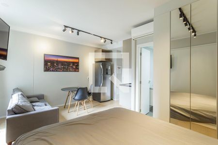 Sala/Quarto de kitnet/studio para alugar com 1 quarto, 27m² em Vila Nova Conceição, São Paulo