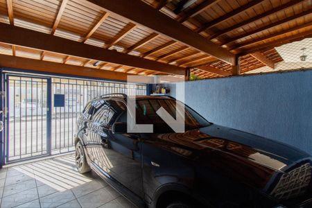 Garagem de casa à venda com 4 quartos, 200m² em Jardim Santa Clara, Guarulhos