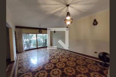 Casa à venda com 4 quartos, 311m² em Jardim Analia Franco, São Paulo