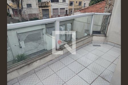 Casa à venda com 3 quartos, 280m² em Vila Bertioga, São Paulo