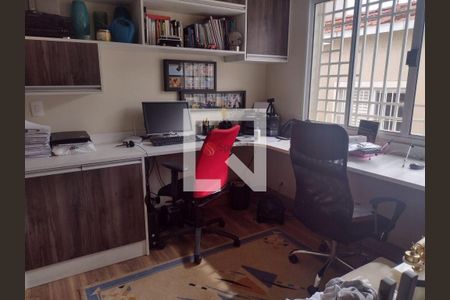 Casa à venda com 3 quartos, 280m² em Vila Bertioga, São Paulo