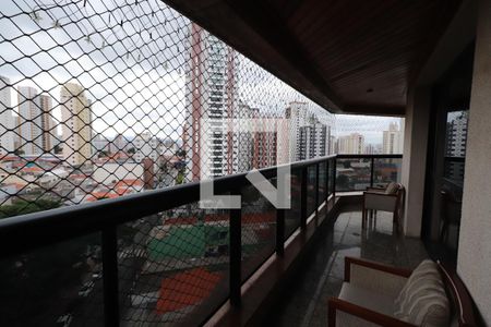 Sacada de apartamento à venda com 3 quartos, 205m² em Tatuapé, São Paulo