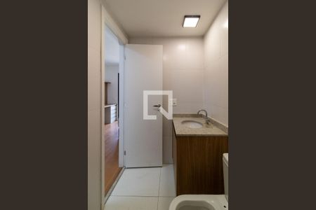 Banheiro de kitnet/studio para alugar com 1 quarto, 27m² em Pompeia, São Paulo