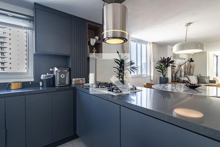 Cozinha de apartamento à venda com 3 quartos, 295m² em Vila Nova Conceição, São Paulo