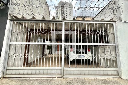 Fachada de casa à venda com 4 quartos, 200m² em Vila Mascote, São Paulo