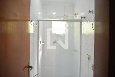 Banheiro Social de casa para alugar com 3 quartos, 168m² em Parque das Nações, Santo André