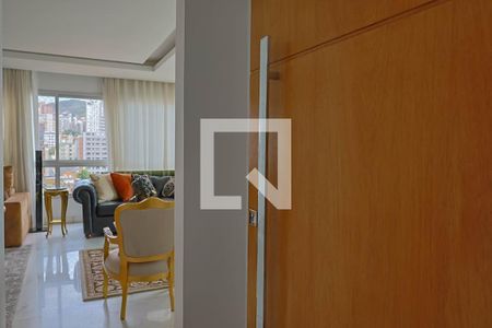 Entrada de apartamento à venda com 4 quartos, 168m² em Serra, Belo Horizonte