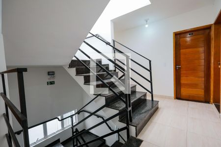 Hall dos aptos de apartamento para alugar com 1 quarto, 30m² em Jardim Consorcio, São Paulo