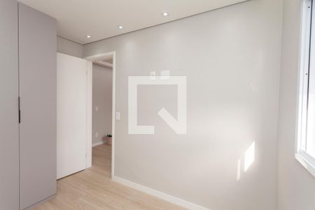 Quarto 1 de apartamento para alugar com 2 quartos, 43m² em Vila Isa, São Paulo