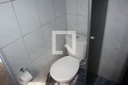 Banheiro de casa para alugar com 1 quarto, 72m² em Santa Teresinha, São Paulo