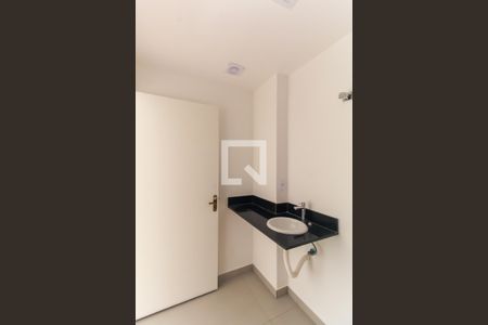 Banheiro de apartamento para alugar com 1 quarto, 34m² em Vila Regente Feijó, São Paulo