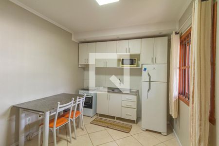 Sala/Cozinha de apartamento para alugar com 1 quarto, 35m² em São Luís, Canoas