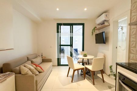 Sala/Cozinha de apartamento à venda com 1 quarto, 58m² em Copacabana, Rio de Janeiro