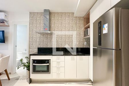 Sala/Cozinha de apartamento à venda com 1 quarto, 58m² em Copacabana, Rio de Janeiro