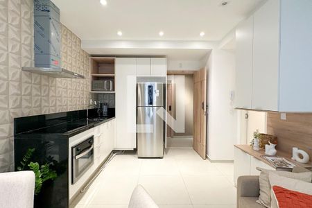 Sala/Cozinha de apartamento à venda com 1 quarto, 58m² em Copacabana, Rio de Janeiro