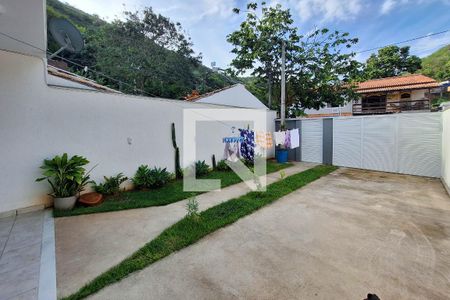 Quintal de casa à venda com 4 quartos, 225m² em Piratininga, Niterói