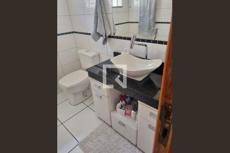 Banheiro 2 de casa à venda com 3 quartos, 126m² em Vila Bela, São Paulo