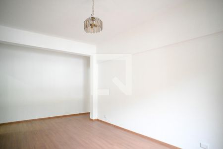 Sala de apartamento à venda com 2 quartos, 110m² em Vila Heliopolis, São Paulo