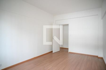 Quarto 1 de apartamento à venda com 2 quartos, 110m² em Vila Heliopolis, São Paulo