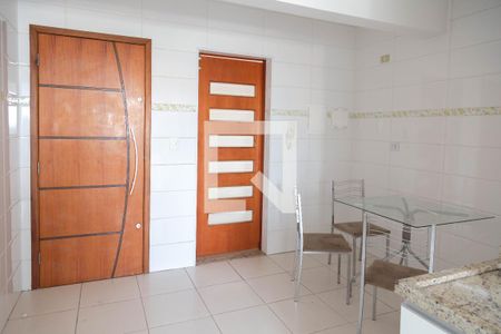 Cozinha de apartamento à venda com 3 quartos, 100m² em Jardim Barbosa, Guarulhos