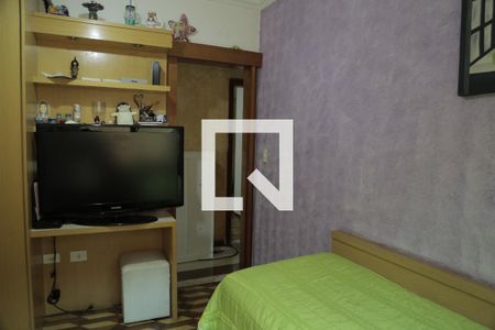 Casa à venda com 4 quartos, 400m² em Vila Carolina, São Paulo