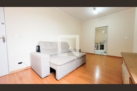 Sala de apartamento à venda com 2 quartos, 80m² em Bela Vista, Campinas