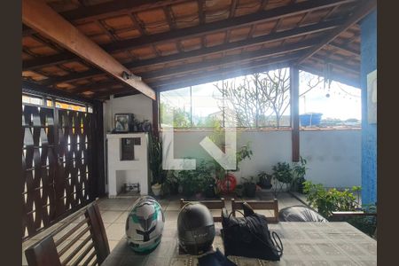 Garagem  de casa à venda com 2 quartos, 125m² em Jardim Santa Cecilia, Guarulhos