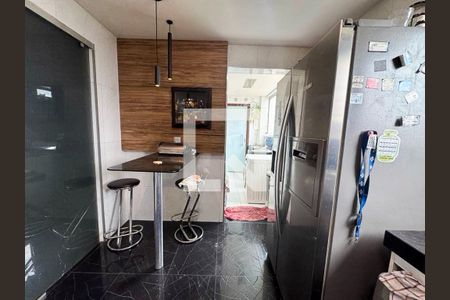 Cozinha de apartamento para alugar com 4 quartos, 140m² em Dona Clara, Belo Horizonte