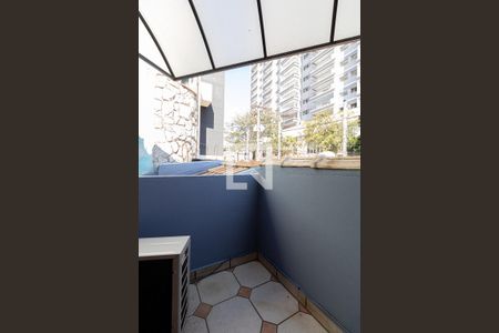 Varanda Suíte de casa à venda com 3 quartos, 175m² em Vila Nova, São Paulo