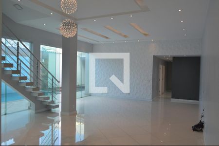 Sala de casa de condomínio à venda com 4 quartos, 243m² em Anil, Rio de Janeiro